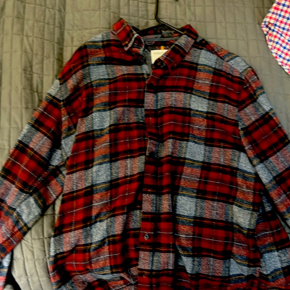 Denim and Flowers, red, blue andd black plaid men’s button down size XL